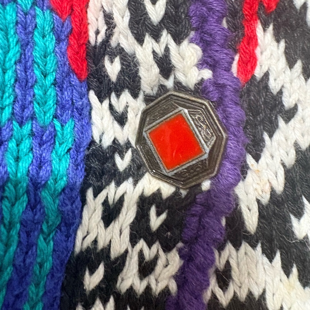 Colorful Vintage Southwestern Aztec Knit Cardigan with Metal Buttons.Heavyweight - Picture 13 of 14